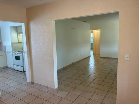 265 W 55th Street Hialeah FL 33012