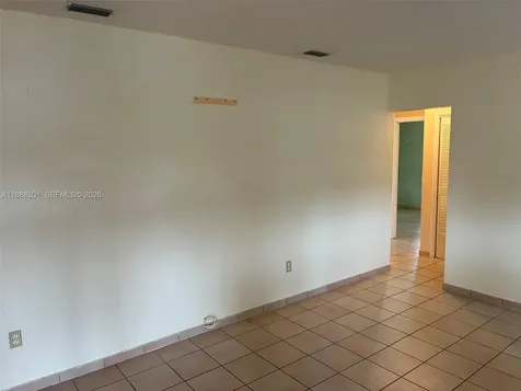 265 W 55th Street Hialeah FL 33012
