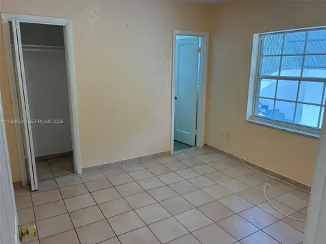 265 W 55th Street Hialeah FL 33012