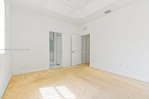1015 NE 41st Place Homestead FL 33033