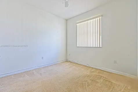 1015 NE 41st Place Homestead FL 33033