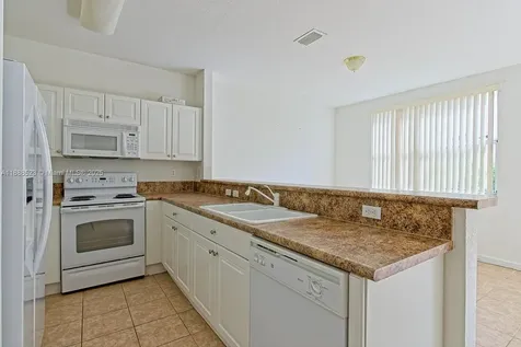 1015 NE 41st Place Homestead FL 33033