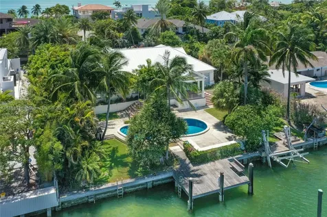 621 N Mashta Drive Key Biscayne FL 33149