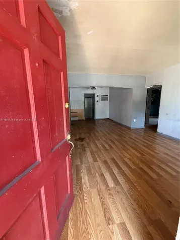 1239 NW 31st Street Miami FL 33142