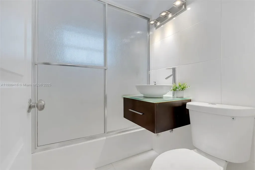 139 SW 21st Way Fort Lauderdale FL 33312