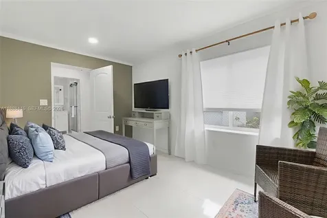 139 SW 21st Way Fort Lauderdale FL 33312