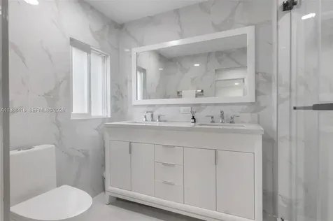 139 SW 21st Way Fort Lauderdale FL 33312