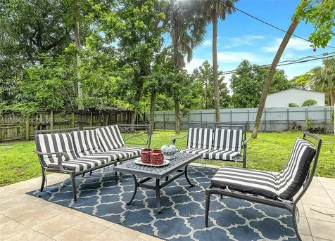 139 SW 21st Way Fort Lauderdale FL 33312