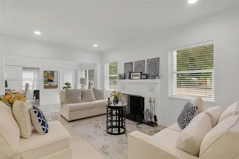 139 SW 21st Way Fort Lauderdale FL 33312