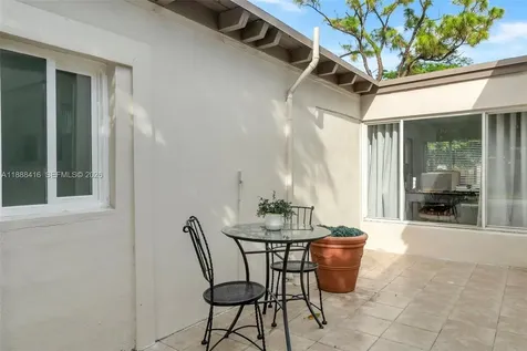 139 SW 21st Way Fort Lauderdale FL 33312