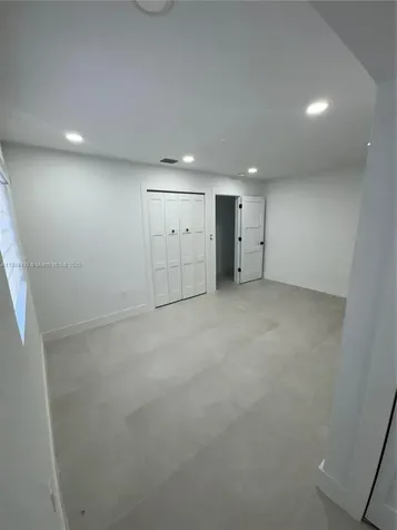9335 SW 17th Street Miami FL 33165