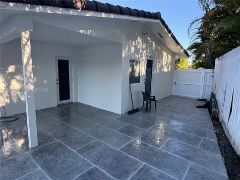 9335 SW 17th Street Miami FL 33165