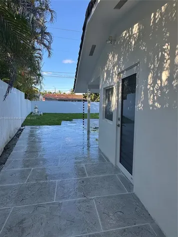 9335 SW 17th Street Miami FL 33165