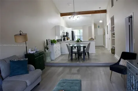 2330 Plum Court Pembroke Pines FL 33026