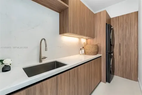 3114 Prairie Avenue Miami Beach FL 33140