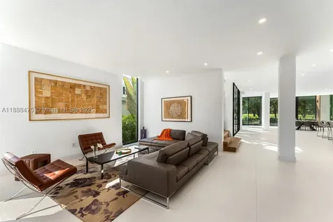 3114 Prairie Avenue Miami Beach FL 33140