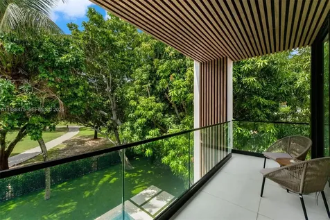3114 Prairie Avenue Miami Beach FL 33140