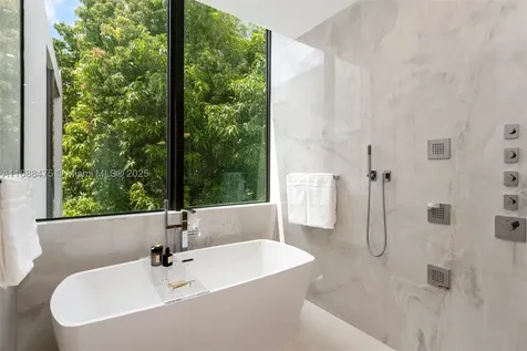 3114 Prairie Avenue Miami Beach FL 33140