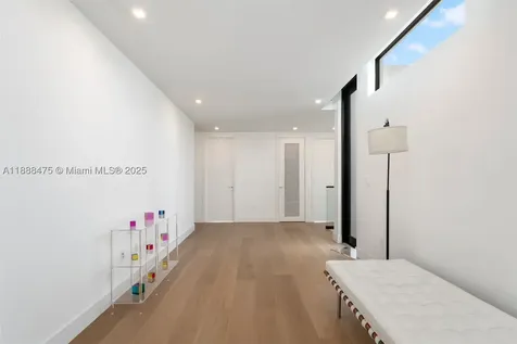 3114 Prairie Avenue Miami Beach FL 33140