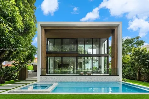3114 Prairie Avenue Miami Beach FL 33140