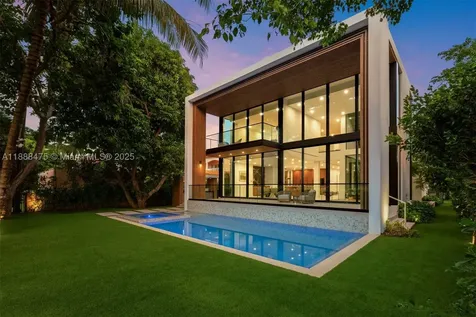 3114 Prairie Avenue Miami Beach FL 33140