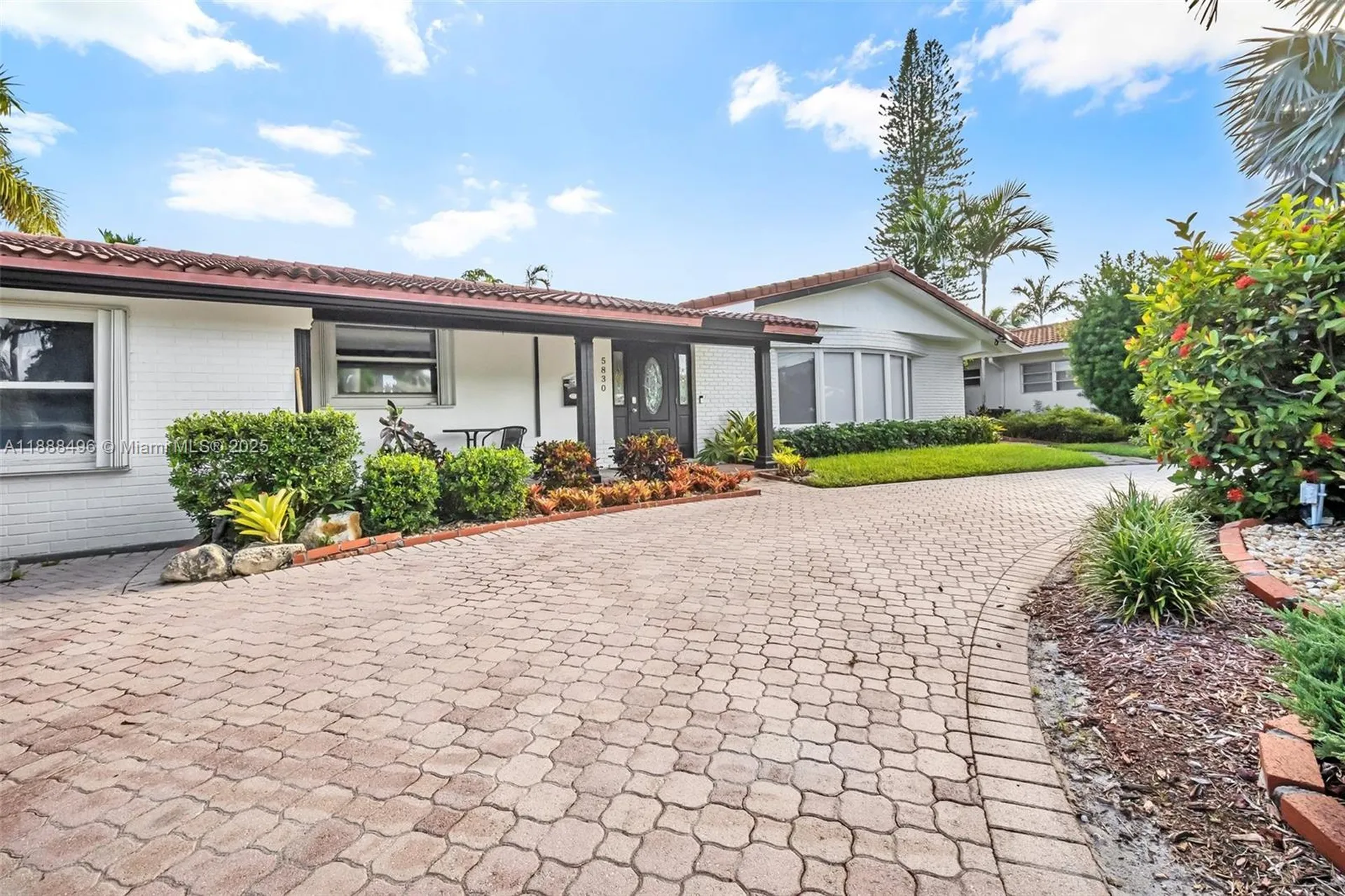 5830 NE 14th Road Fort Lauderdale FL 33334