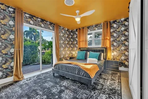 5830 NE 14th Road Fort Lauderdale FL 33334