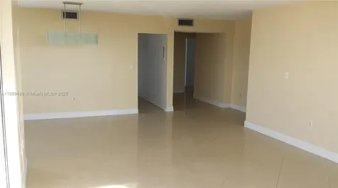 2750 NE 183rd Street Aventura FL 33160