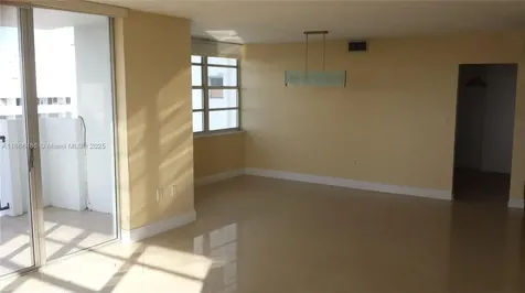 2750 NE 183rd Street Aventura FL 33160