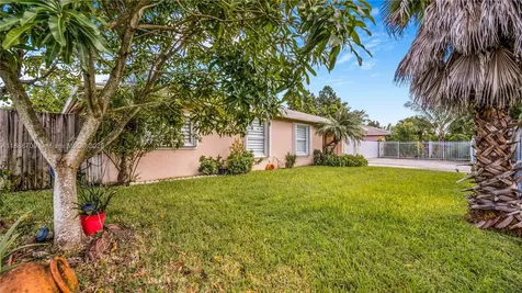 13375 SW 264th Terrace Homestead FL 33032