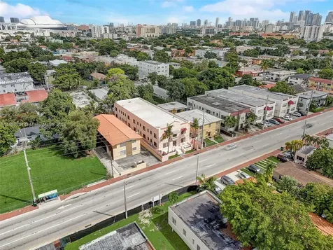 1553 SW 7th Street Miami FL 33135