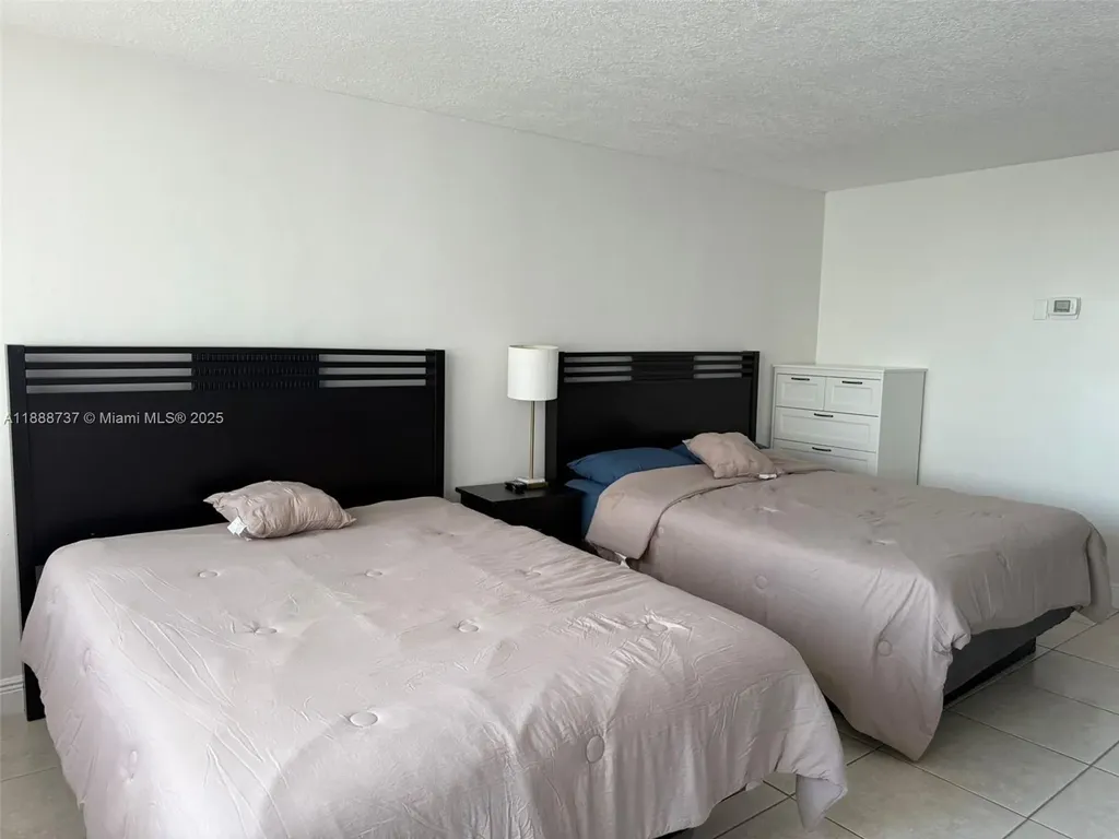 19201 Collins Avenue Sunny Isles Beach FL 33160