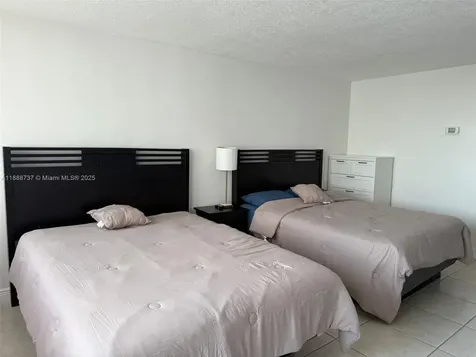 19201 Collins Avenue Sunny Isles Beach FL 33160