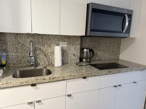 19201 Collins Avenue Sunny Isles Beach FL 33160