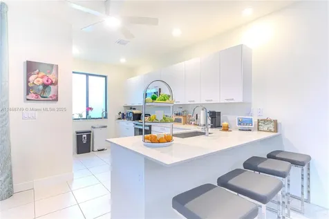 4260 NW 82nd Avenue Doral FL 33166