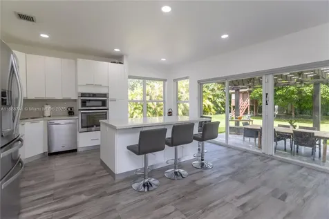 507 Hunting Lodge Drive Miami Springs FL 33166