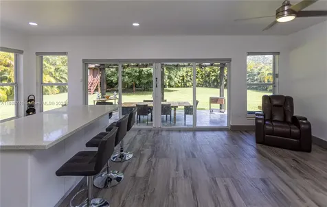 507 Hunting Lodge Drive Miami Springs FL 33166