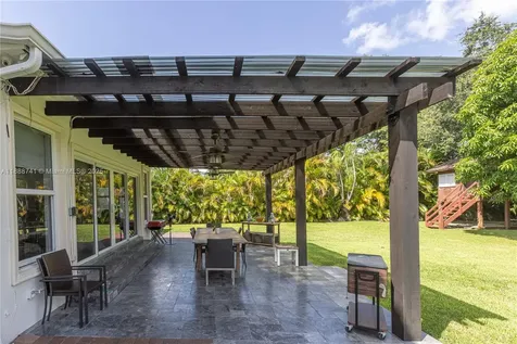 507 Hunting Lodge Drive Miami Springs FL 33166