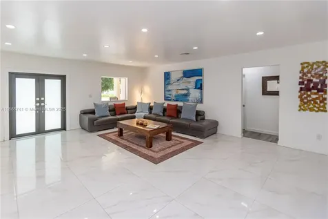 507 Hunting Lodge Drive Miami Springs FL 33166