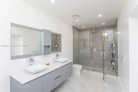 507 Hunting Lodge Drive Miami Springs FL 33166