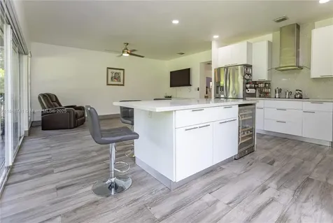 507 Hunting Lodge Drive Miami Springs FL 33166
