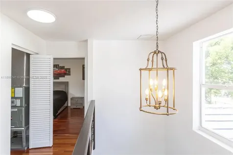 507 Hunting Lodge Drive Miami Springs FL 33166