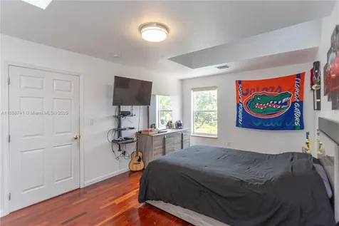 507 Hunting Lodge Drive Miami Springs FL 33166