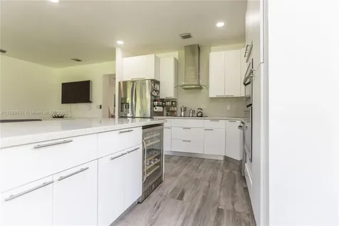 507 Hunting Lodge Drive Miami Springs FL 33166