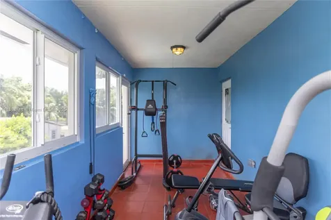 507 Hunting Lodge Drive Miami Springs FL 33166