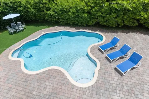 507 Hunting Lodge Drive Miami Springs FL 33166