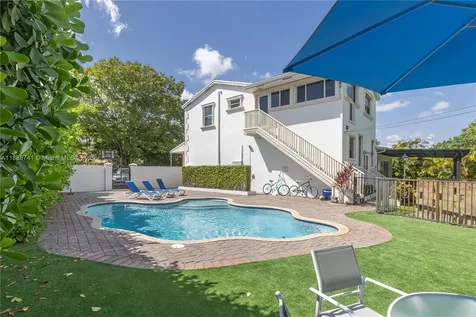 507 Hunting Lodge Drive Miami Springs FL 33166