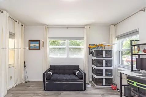 507 Hunting Lodge Drive Miami Springs FL 33166