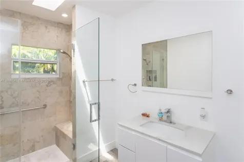 507 Hunting Lodge Drive Miami Springs FL 33166