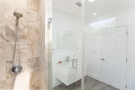 507 Hunting Lodge Drive Miami Springs FL 33166